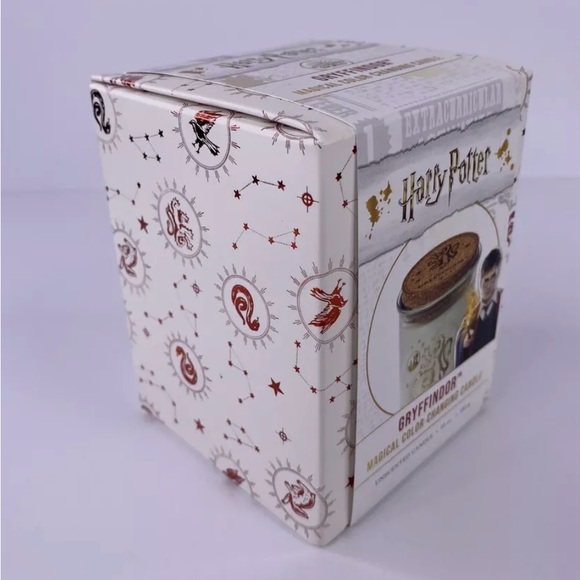 NEW in Box Harry Potter Color changing candle - Gryffindor house. - Picture 7 of 10